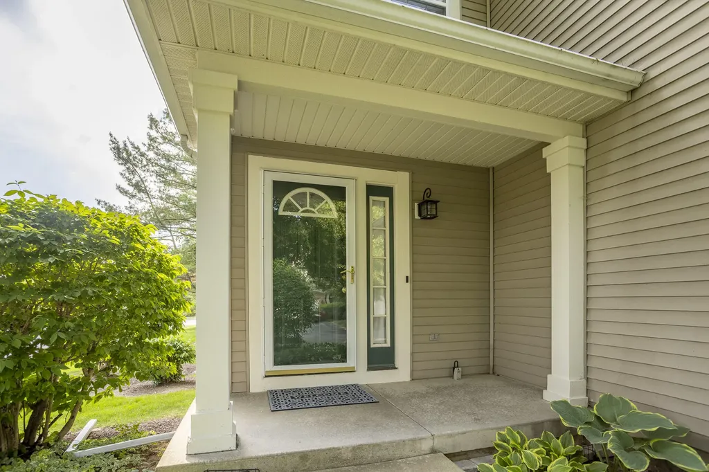 3731 Old Elm Drive SE Kentwood City MI 49512