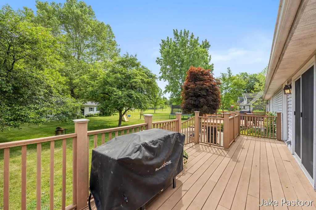 9951 10 Mile Road NE Oakfield Township MI 49341