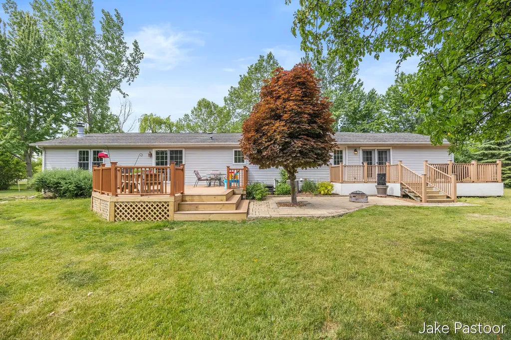 9951 10 Mile Road NE Oakfield Township MI 49341