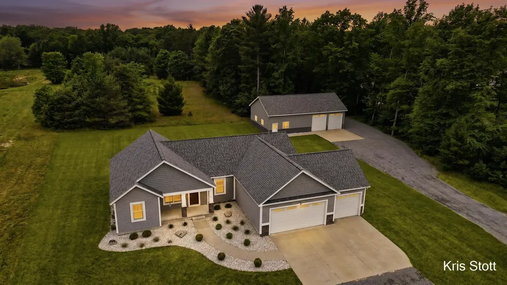 11839 Fillmore Street Robinson Township MI 49460