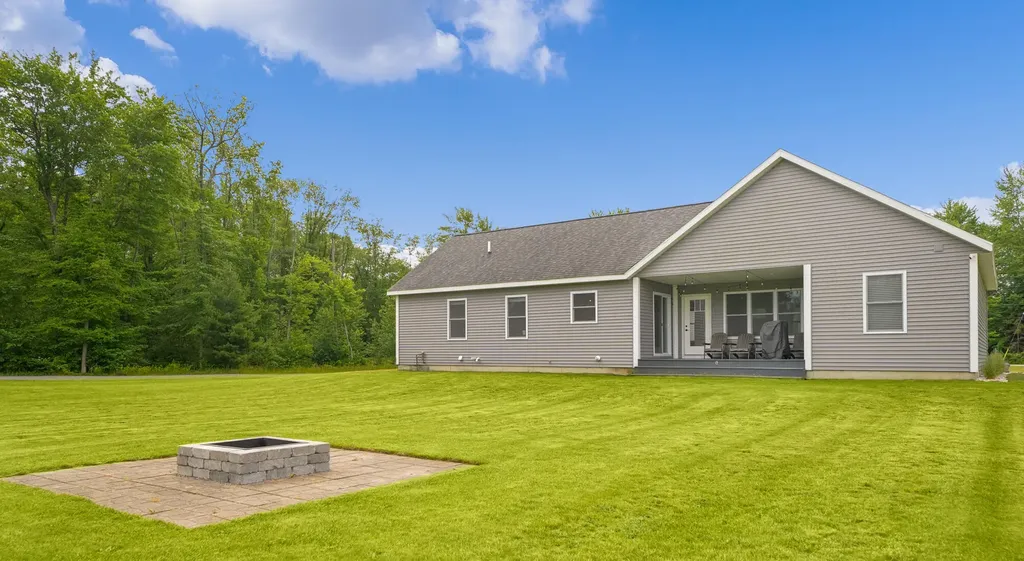 11839 Fillmore Street Robinson Township MI 49460