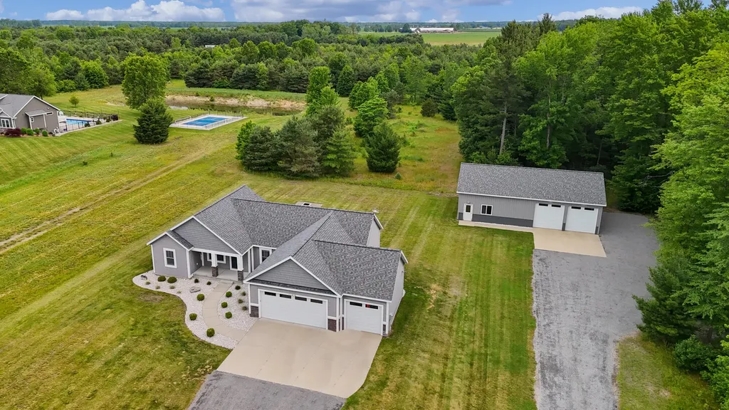 11839 Fillmore Street Robinson Township MI 49460