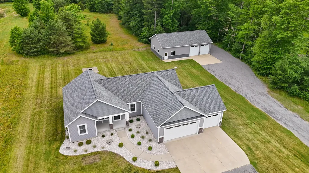 11839 Fillmore Street Robinson Township MI 49460