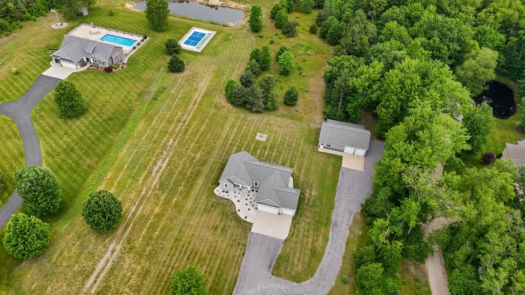 11839 Fillmore Street Robinson Township MI 49460