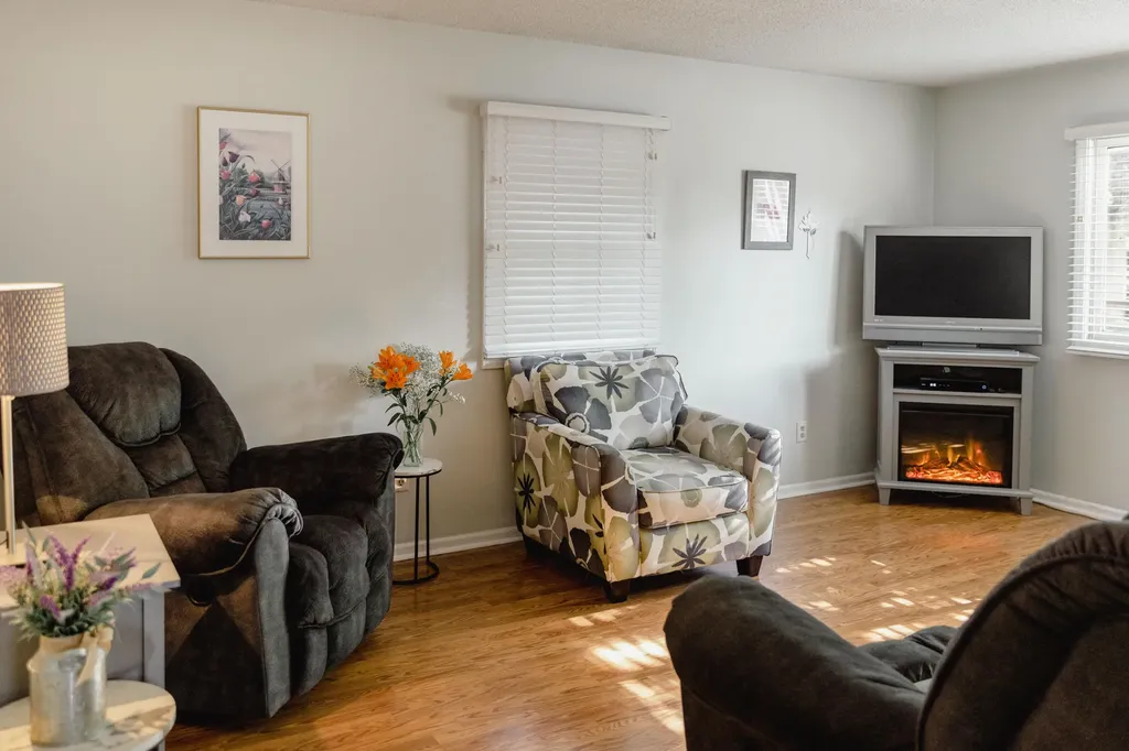 1012 Calvary Avenue NW Grand Rapids City MI 49504