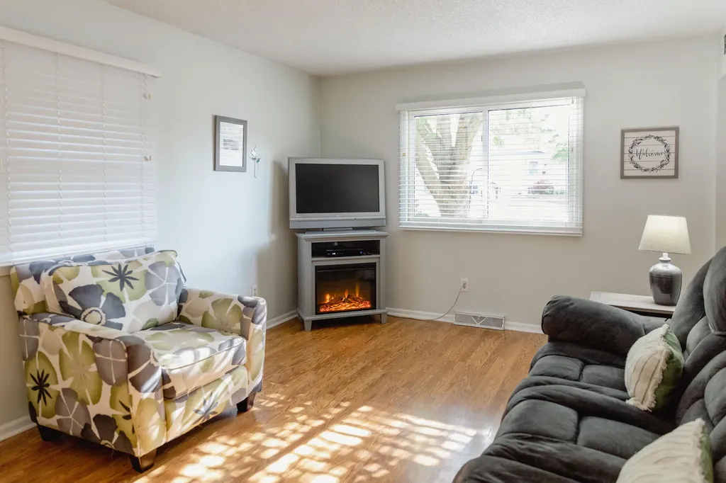 1012 Calvary Avenue NW Grand Rapids City MI 49504