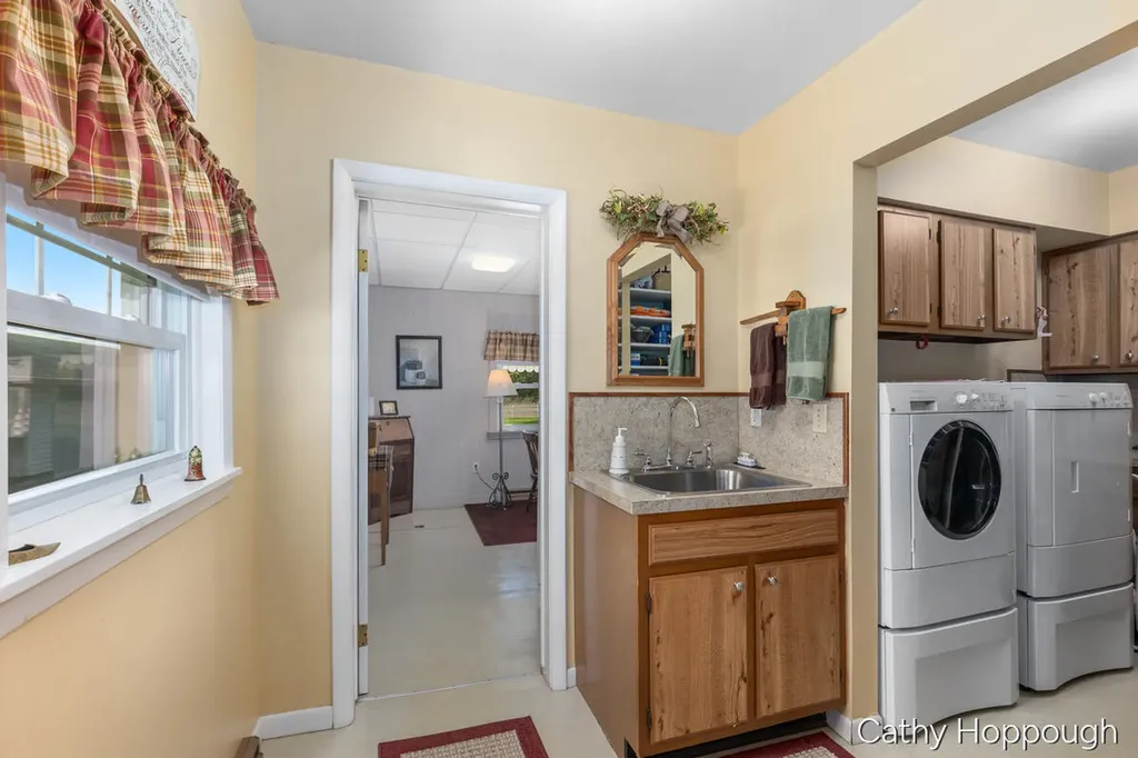 3975 Stage Road Ronald Township MI 48846
