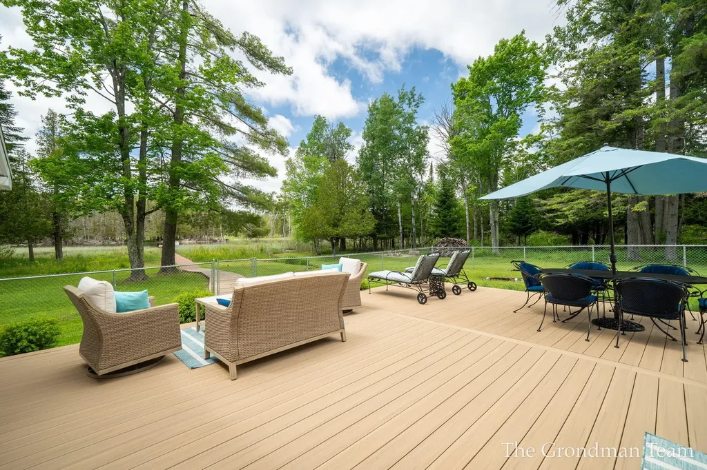 7170 Spring Street Alanson Village MI 49706