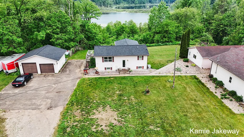8395 Mcarthur Avenue NE Grattan Township MI 48809
