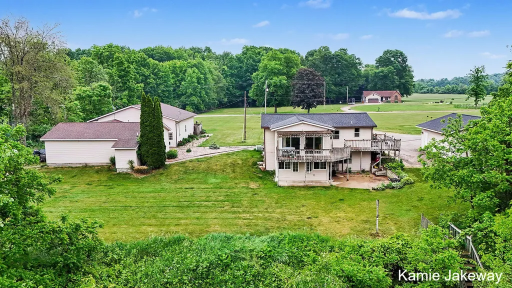 8395 Mcarthur Avenue NE Grattan Township MI 48809