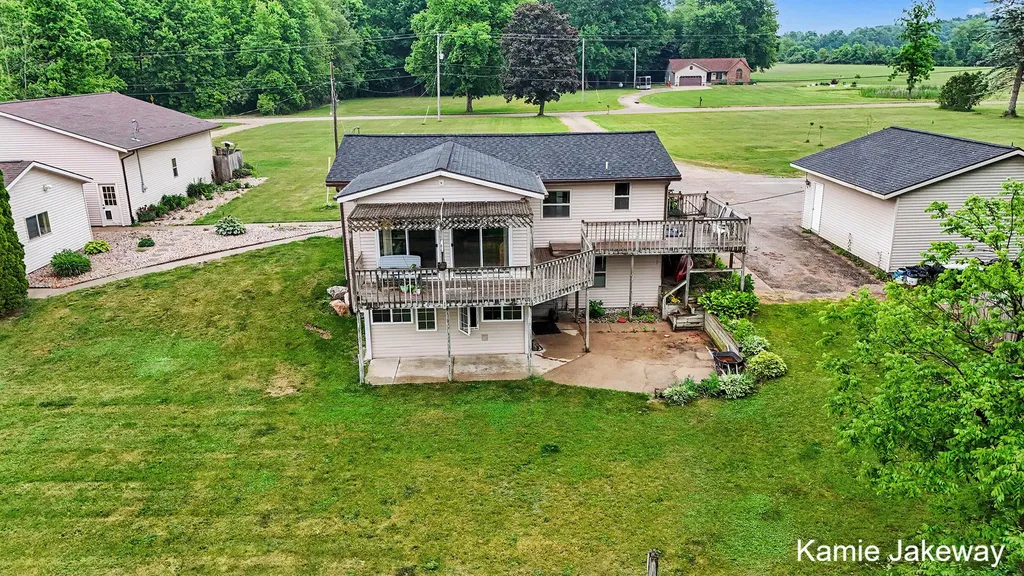 8395 Mcarthur Avenue NE Grattan Township MI 48809