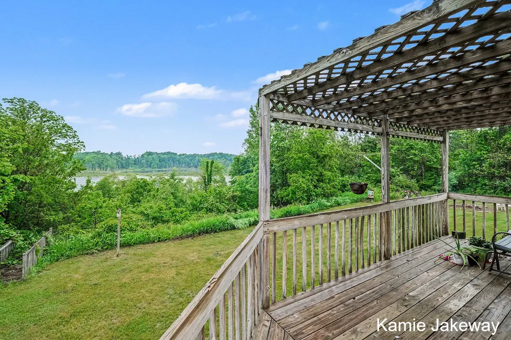 8395 Mcarthur Avenue NE Grattan Township MI 48809