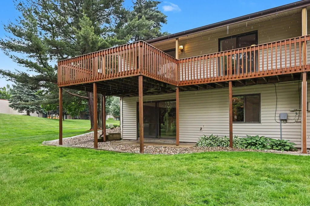 4859 Meadowview Court Hudsonville City MI 49426