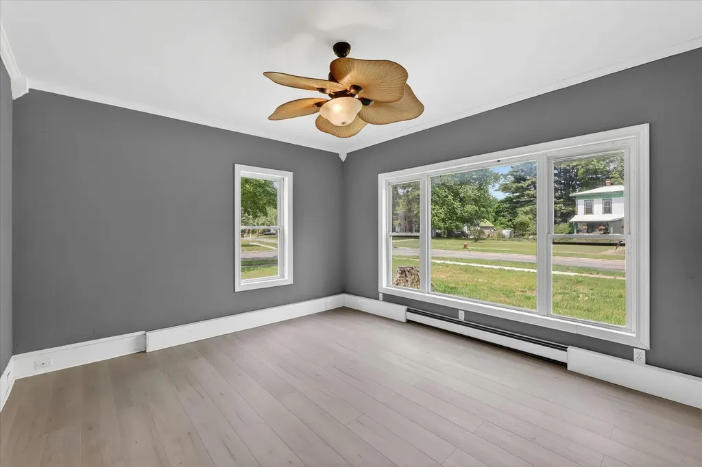 736 W Green Street Hastings City MI 49058