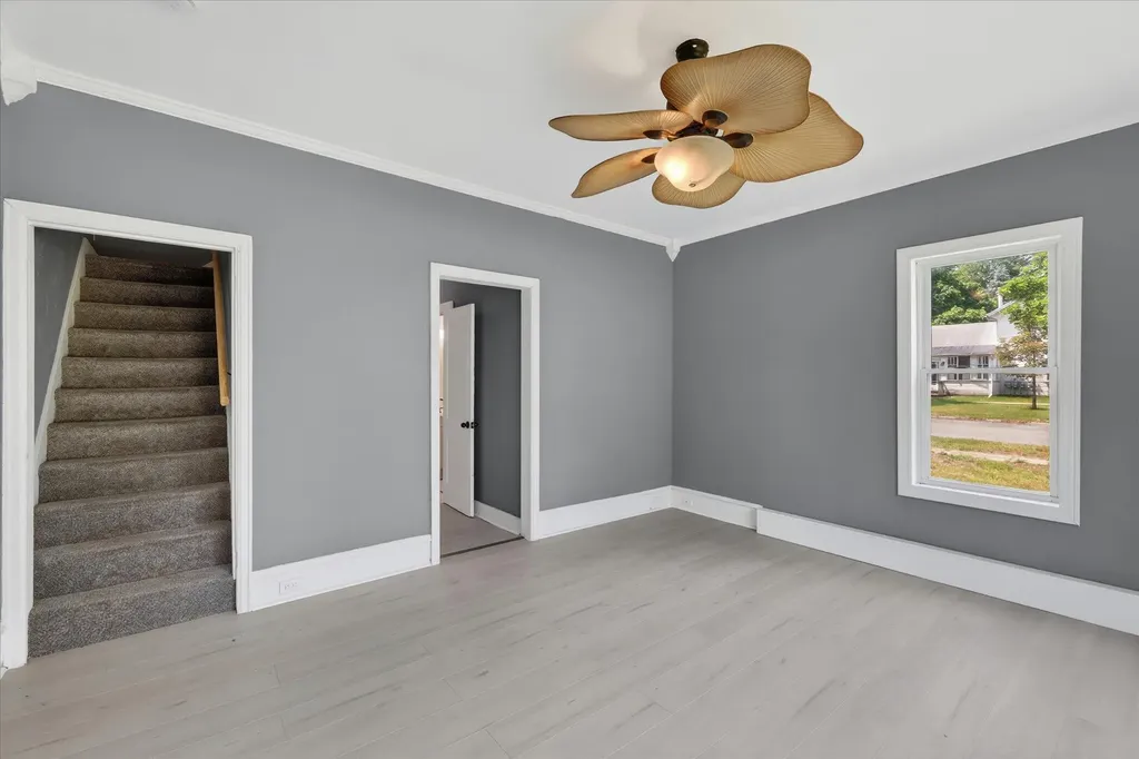 736 W Green Street Hastings City MI 49058