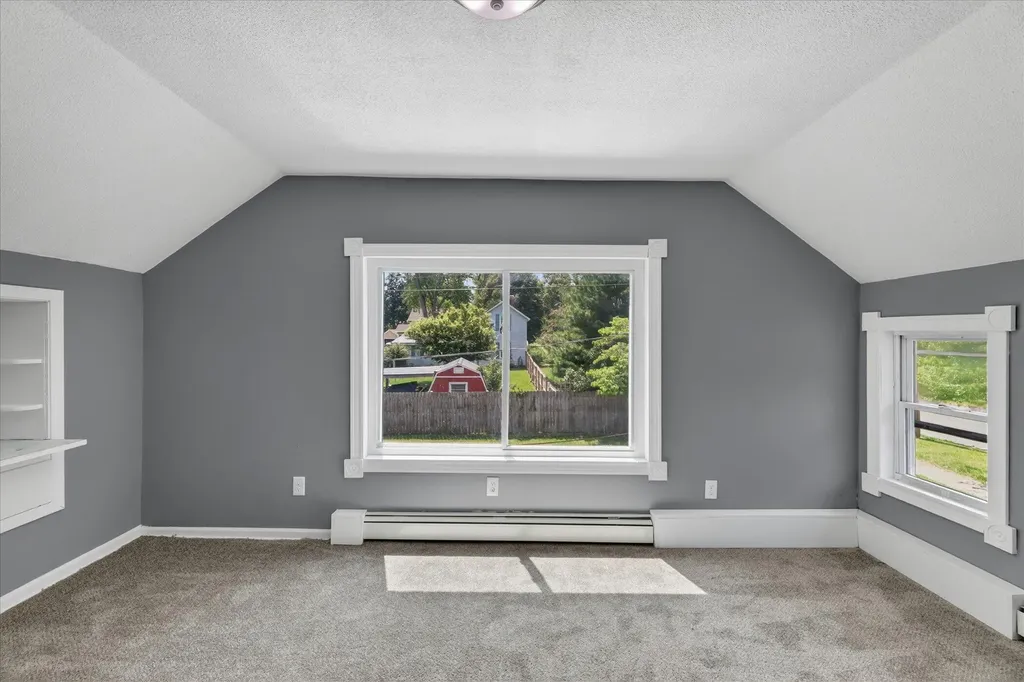 736 W Green Street Hastings City MI 49058