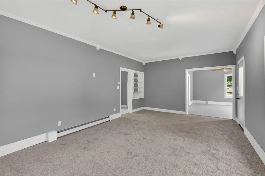 736 W Green Street Hastings City MI 49058
