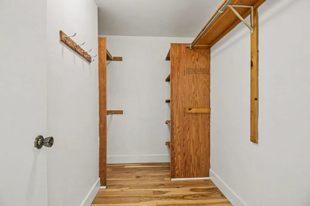 7606 Leyton Drive SE Cascade Charter Township MI 49301