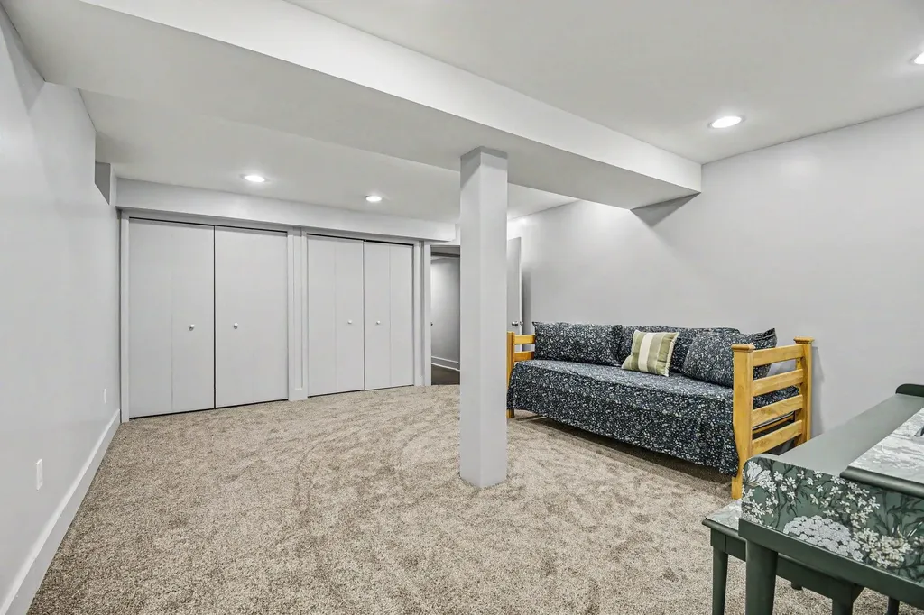 7606 Leyton Drive SE Cascade Charter Township MI 49301