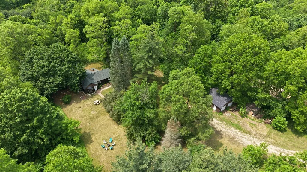 1497 W Dowling Road Hope Township MI 49050