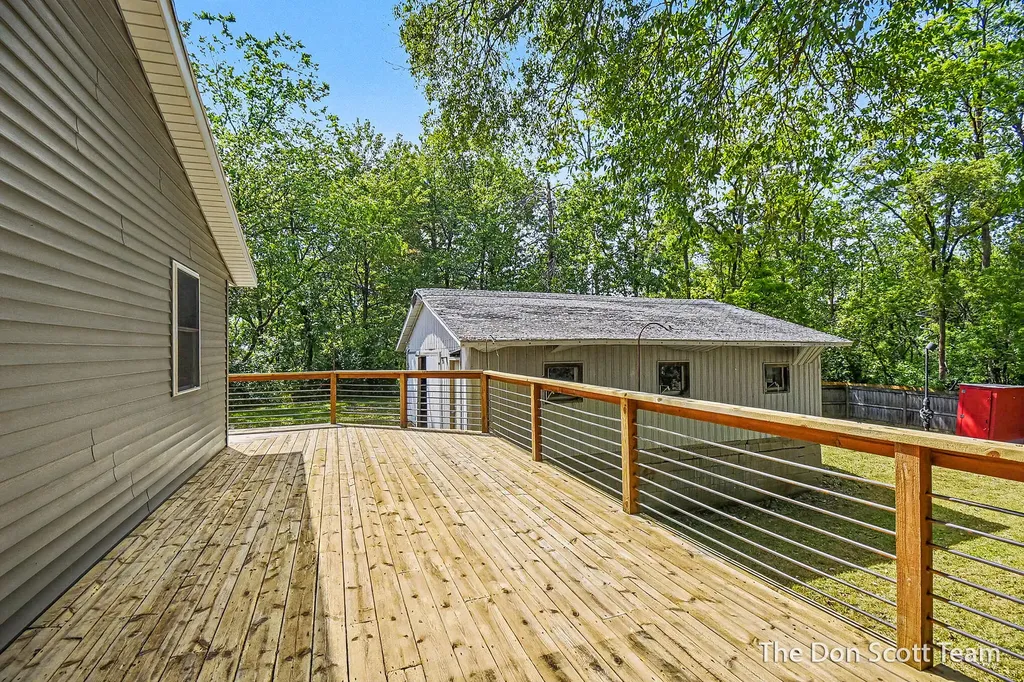 2911 5 Mile Road NE Plainfield Charter Township MI 49525