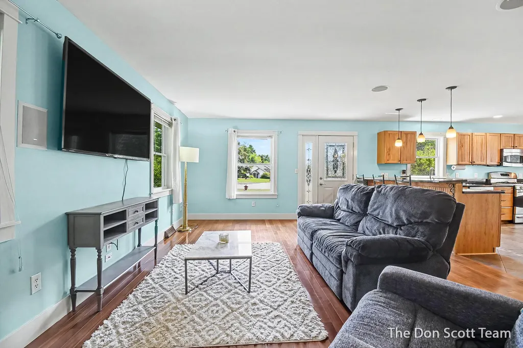 2911 5 Mile Road NE Plainfield Charter Township MI 49525