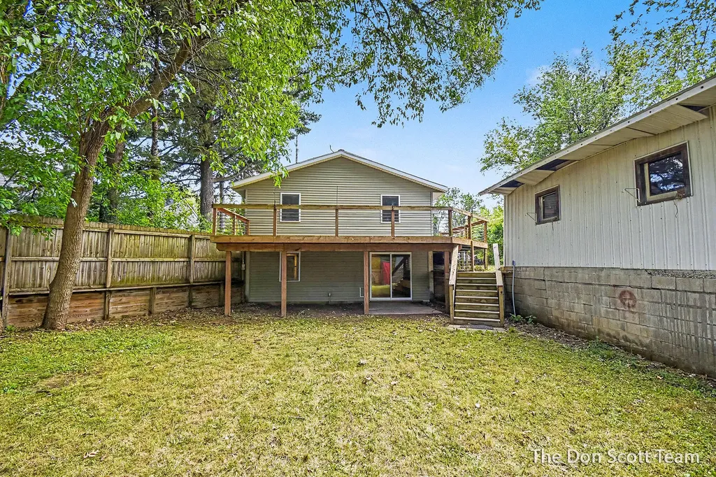 2911 5 Mile Road NE Plainfield Charter Township MI 49525