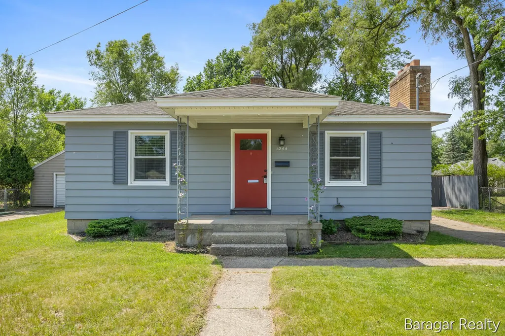1244 S Dorroll Street NE Grand Rapids City MI 49505