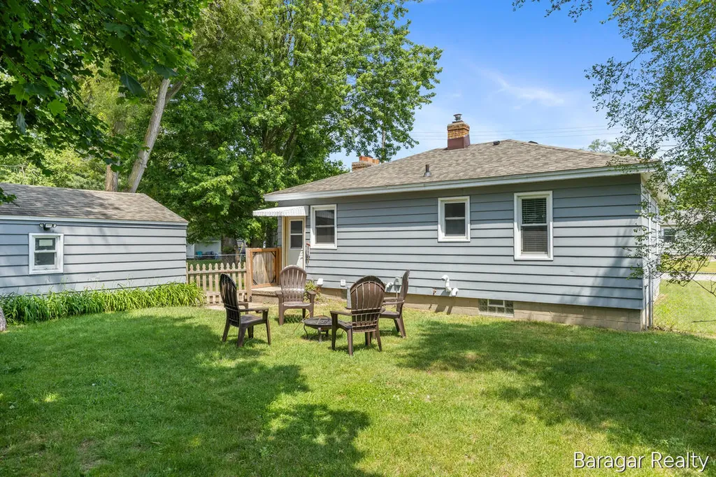 1244 S Dorroll Street NE Grand Rapids City MI 49505