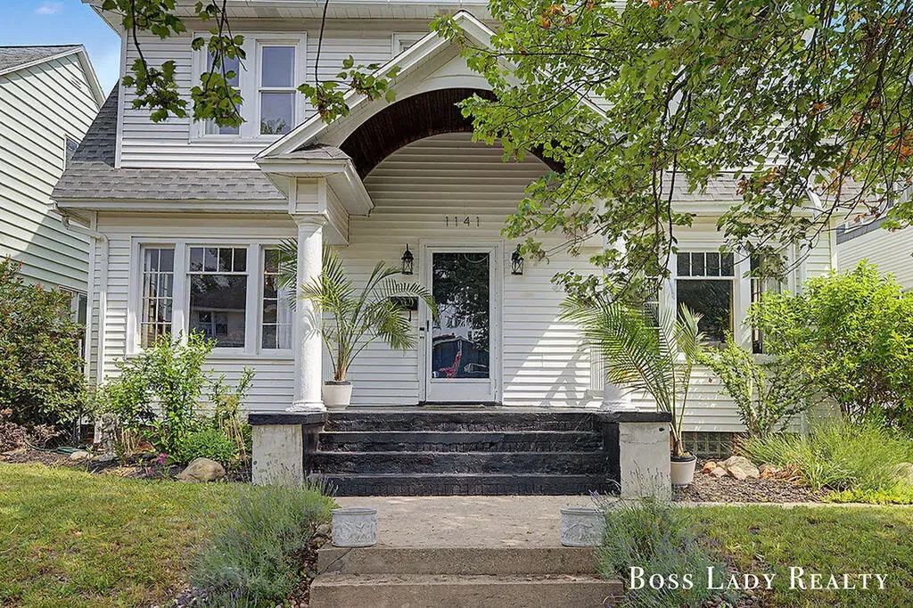 1141 Rathbone Street SW Wyoming City MI 49509