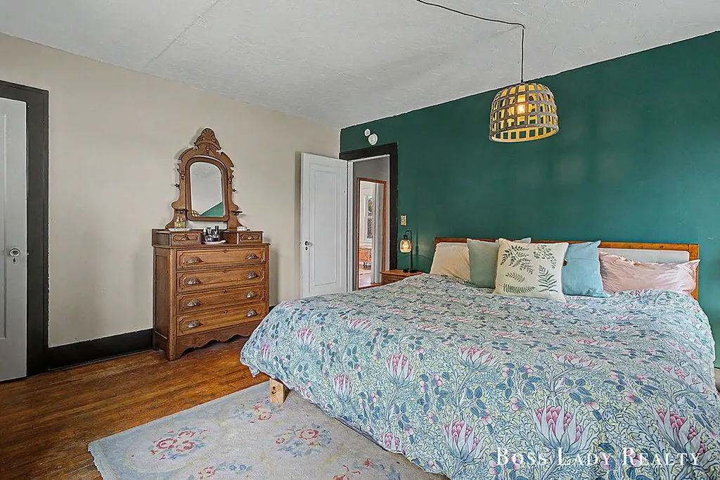 1141 Rathbone Street SW Wyoming City MI 49509