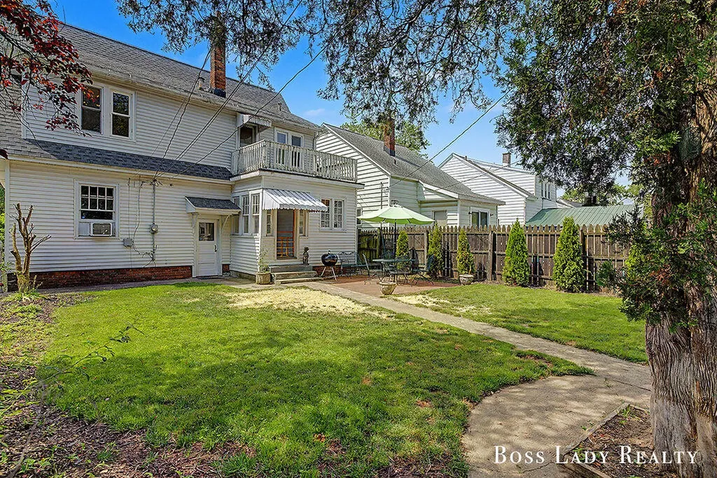 1141 Rathbone Street SW Wyoming City MI 49509