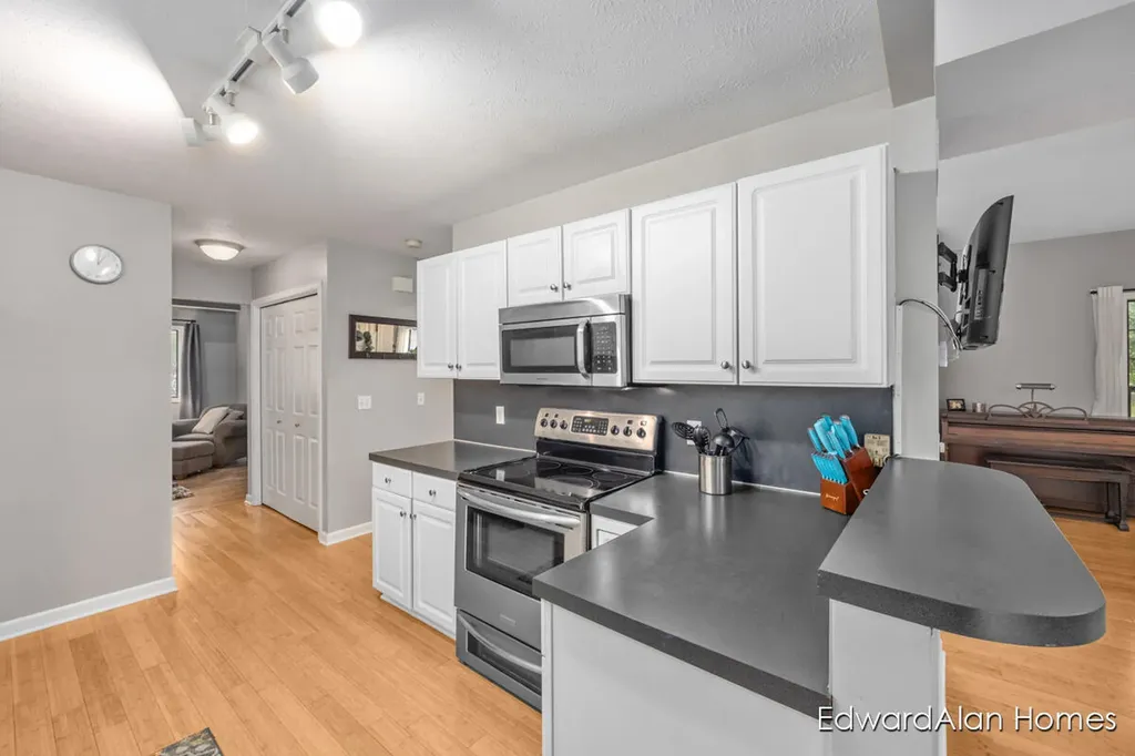 4568 Brookmeadow Court SE Kentwood City MI 49512
