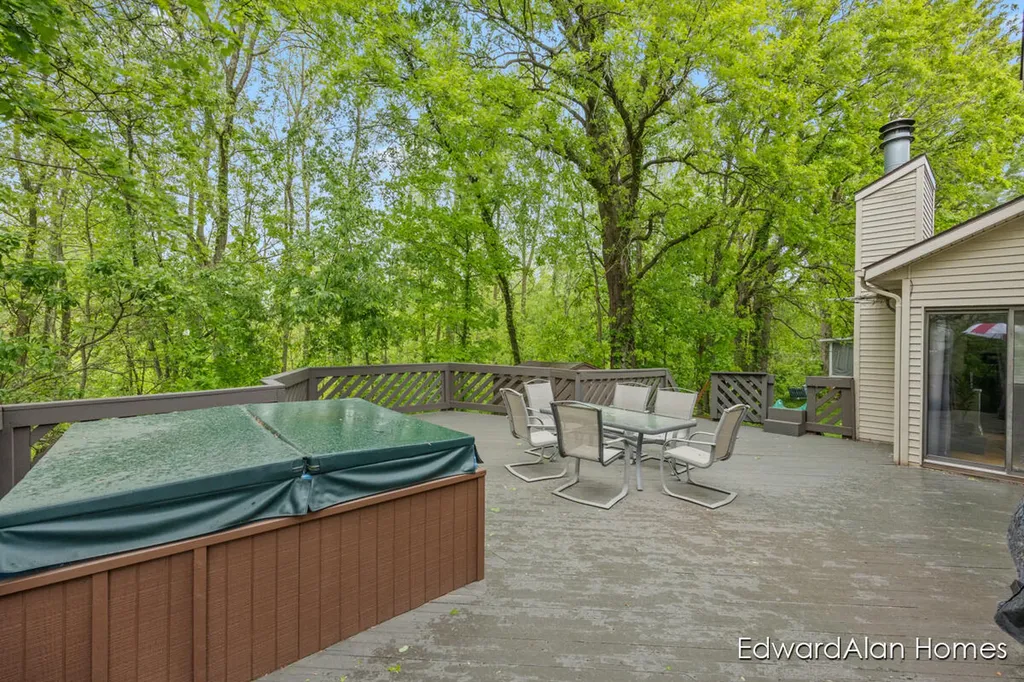 4568 Brookmeadow Court SE Kentwood City MI 49512