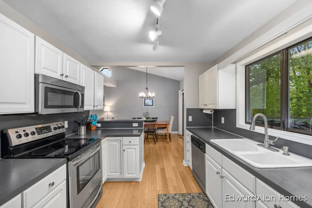 4568 Brookmeadow Court SE Kentwood City MI 49512