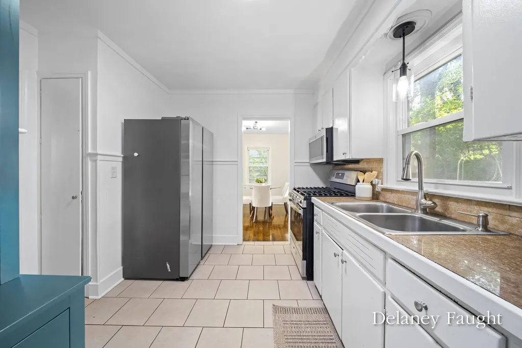 1506 Margaret Avenue SE Grand Rapids City MI 49507