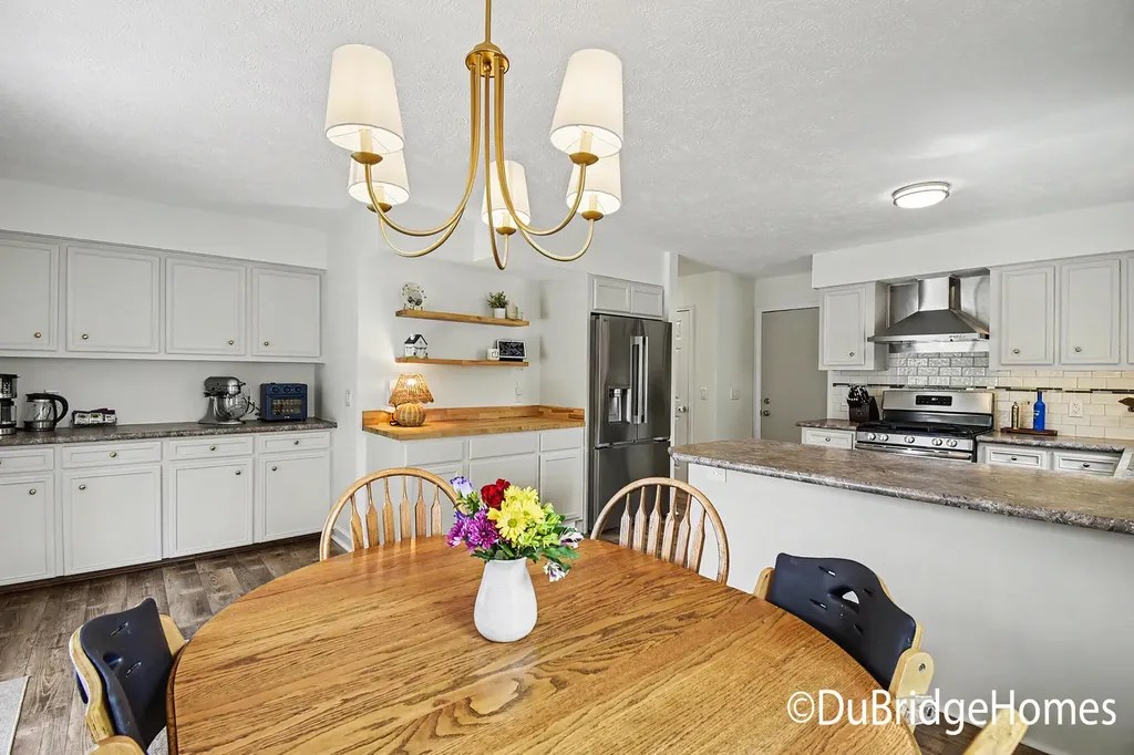 153 Suncrest Court SW Georgetown Charter Township MI 49418