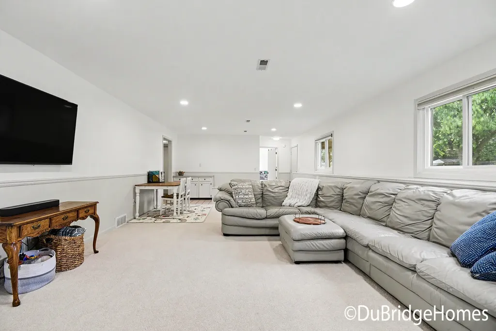 153 Suncrest Court SW Georgetown Charter Township MI 49418