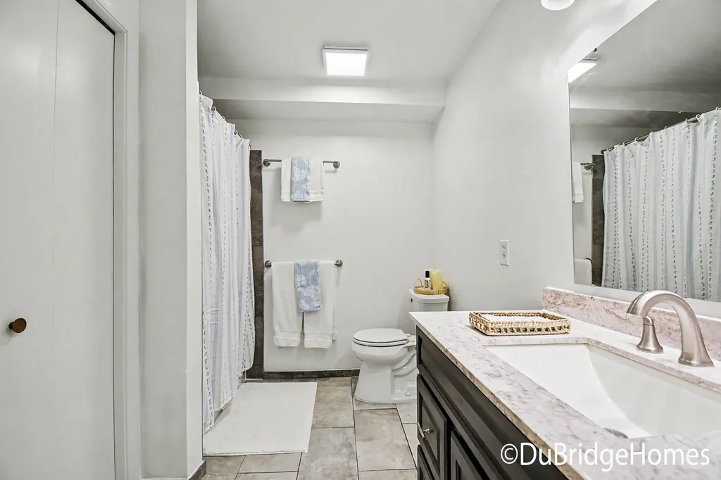 153 Suncrest Court SW Georgetown Charter Township MI 49418