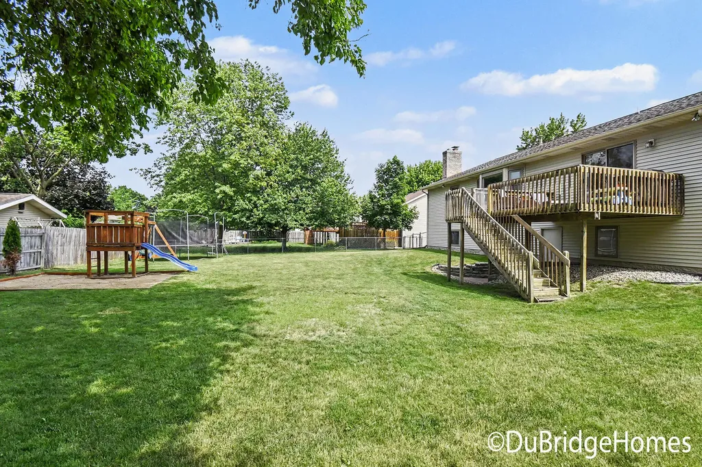 153 Suncrest Court SW Georgetown Charter Township MI 49418