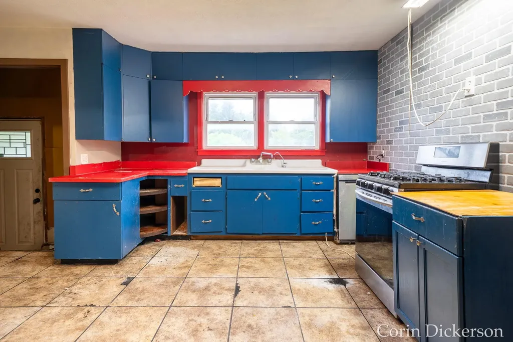29255 S Drive N Clarence Township MI 49284