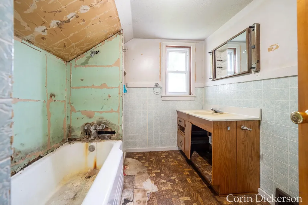 29255 S Drive N Clarence Township MI 49284