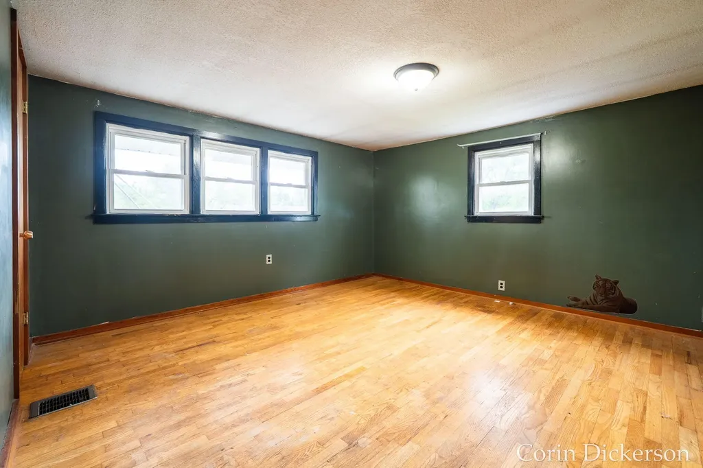 29255 S Drive N Clarence Township MI 49284