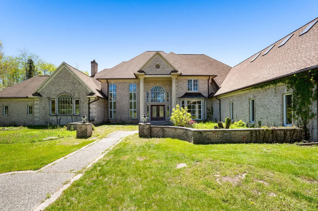 1065 Johnson Street Tallmadge Charter Township MI 49435
