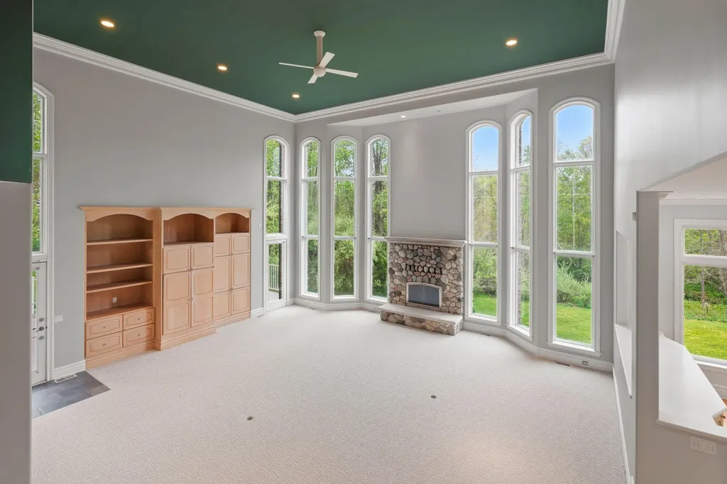 1065 Johnson Street Tallmadge Charter Township MI 49435