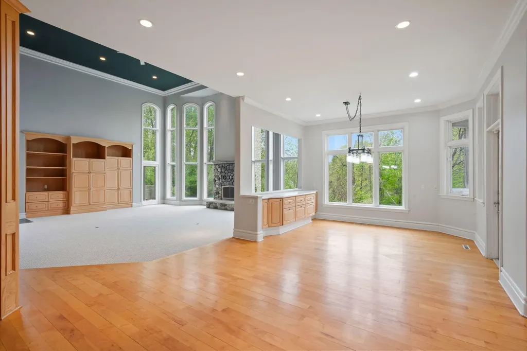 1065 Johnson Street Tallmadge Charter Township MI 49435