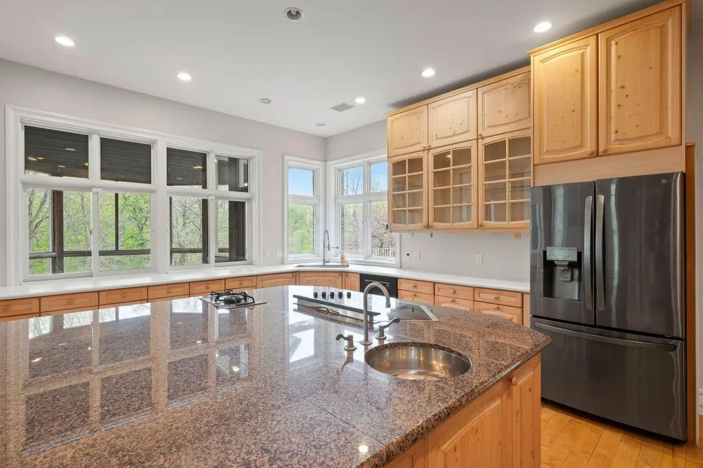 1065 Johnson Street Tallmadge Charter Township MI 49435