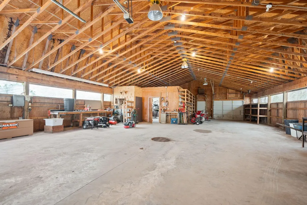 1065 Johnson Street Tallmadge Charter Township MI 49435