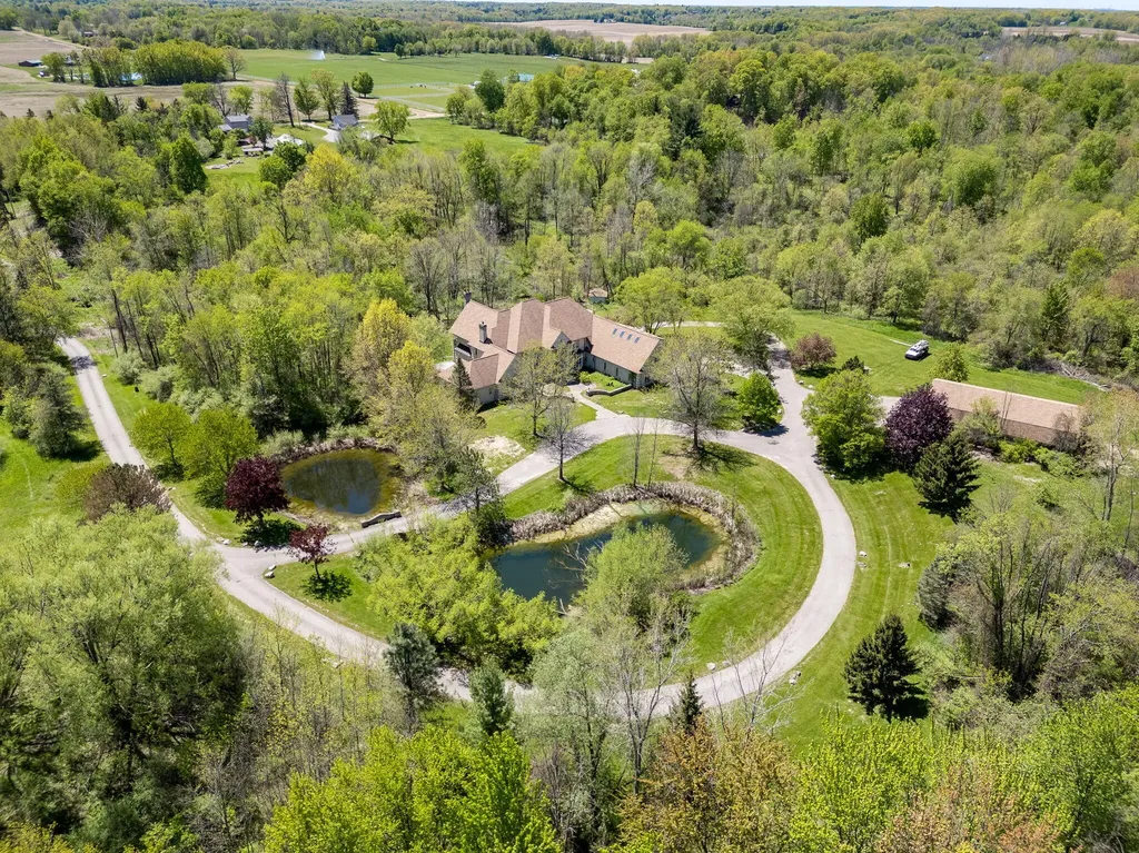 1065 Johnson Street Tallmadge Charter Township MI 49435