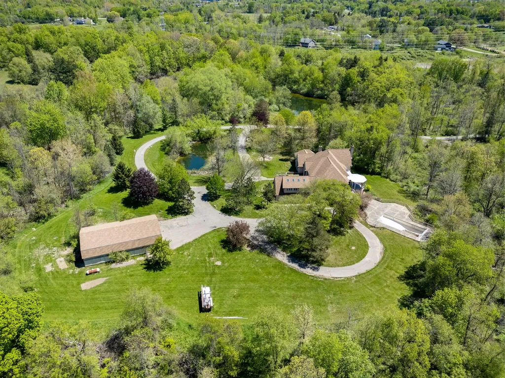 1065 Johnson Street Tallmadge Charter Township MI 49435